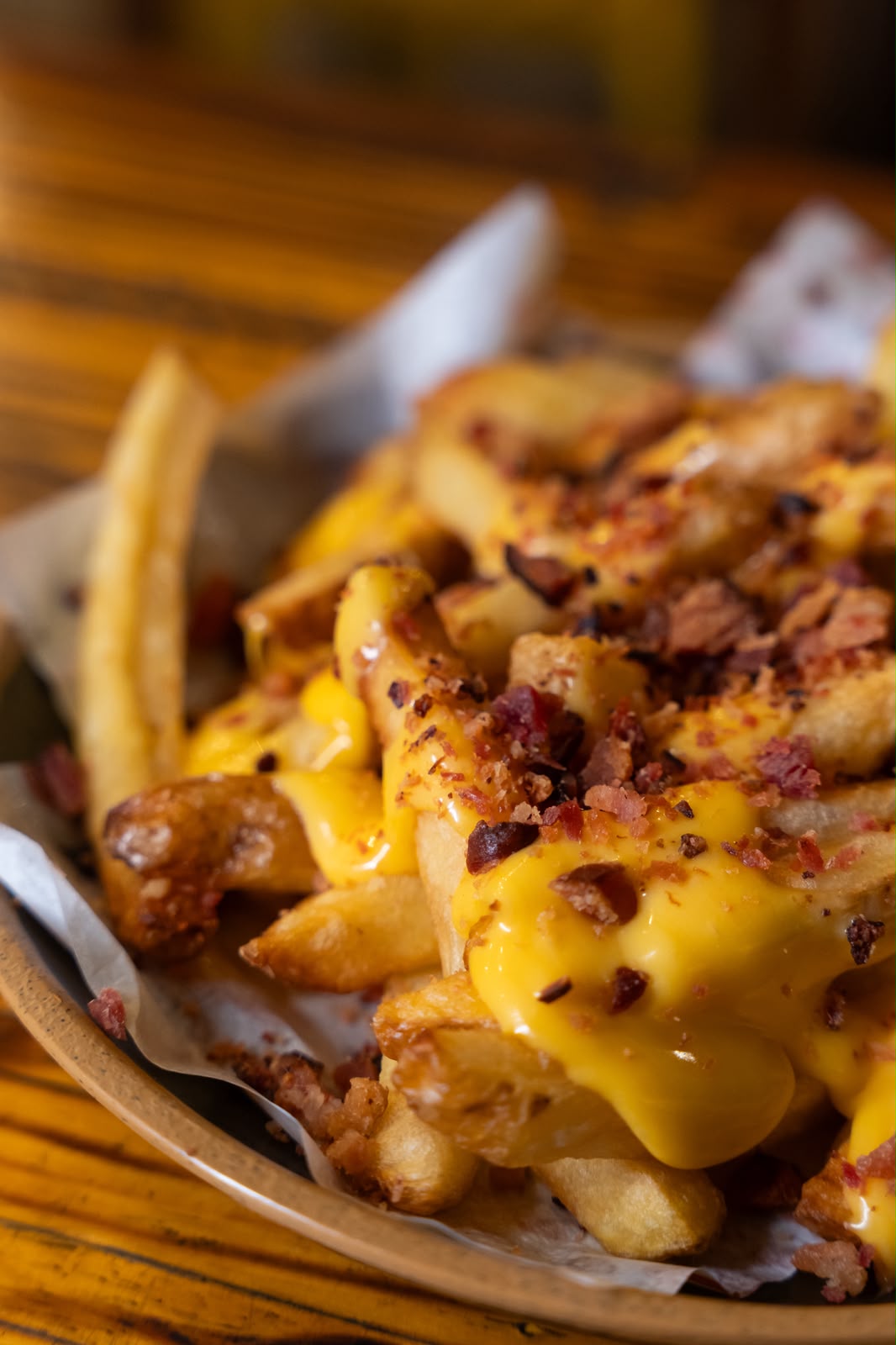 Batata Frita Cheddar, Parmesão e Bacon